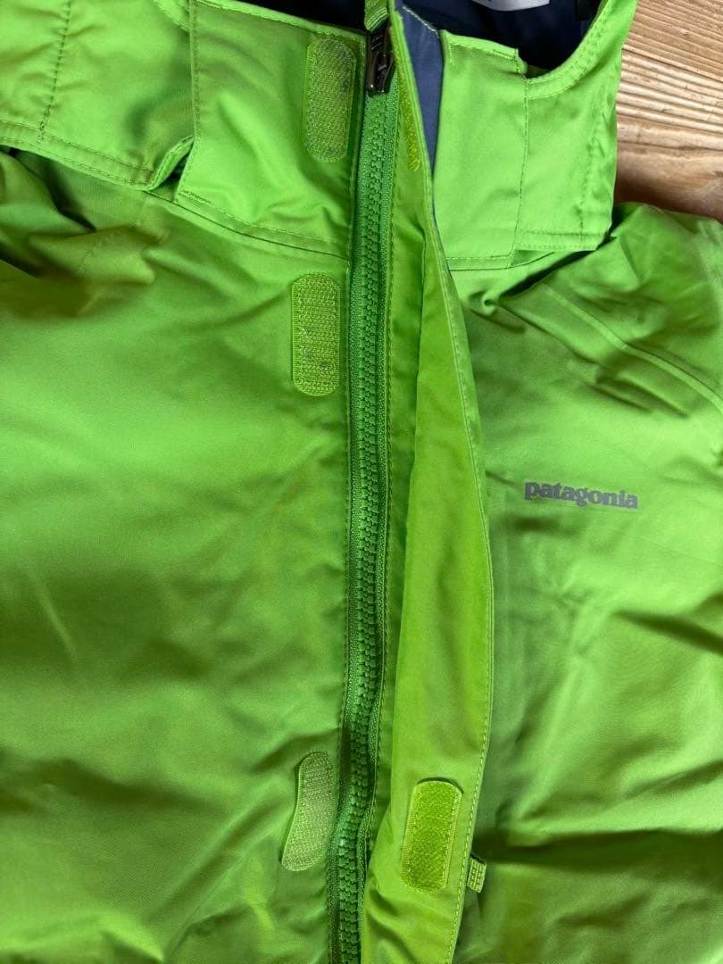 パタゴニア 子ども用(キッズ)スキーウェア　スノージャケット　スキーパンツ