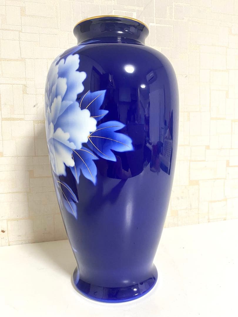 特大花瓶 有田焼 深川製磁 瑠璃牡丹ルリ金彩 宮内庁御用達 花生 14号