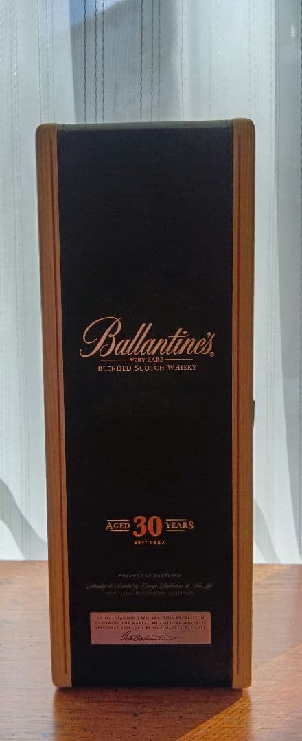 Ballantine's 30 Year Old の空箱