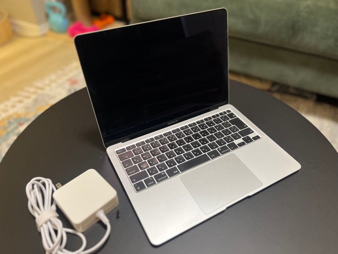 Apple MacBook Air Retina 2020 13インチ