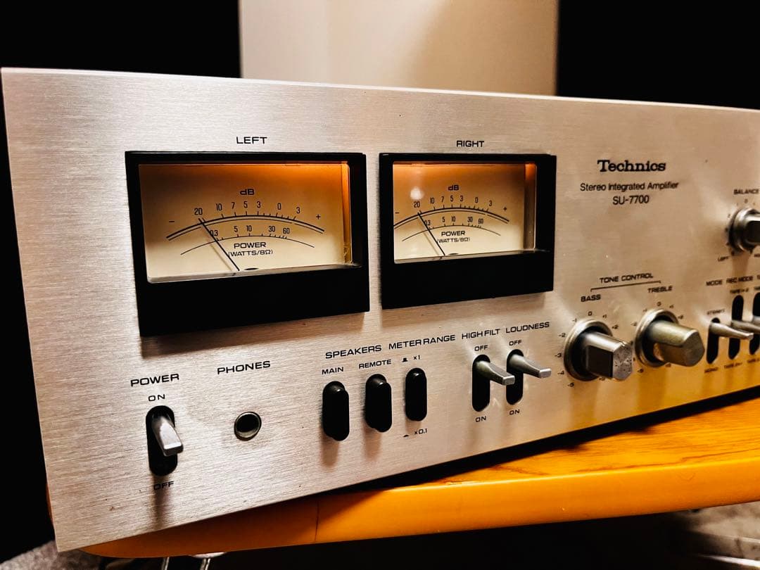 TECHNICS SU-7700プリメインアンプ