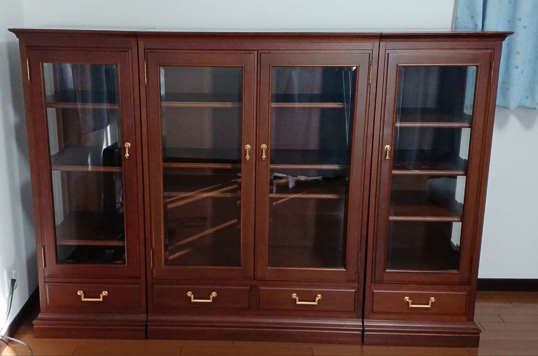 【マルニ】地中海ロイヤルシリーズ サイドボード キャビネット カップボード 飾棚