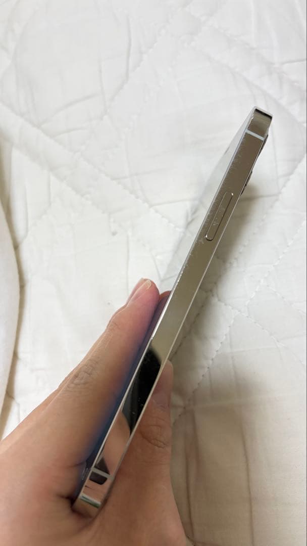 iPhone 12 Pro シルバー 本体SIMフリー