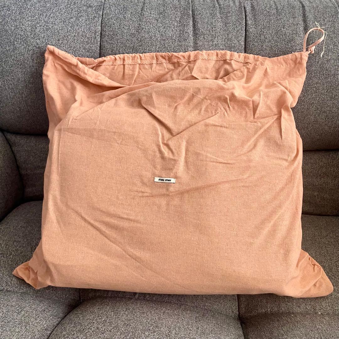 miu miu ブラウン レザービジネスバッグ