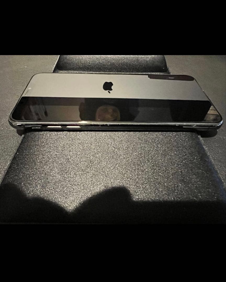 【美品】iPhone XS Max 256GB SIMロック解除済　グレー