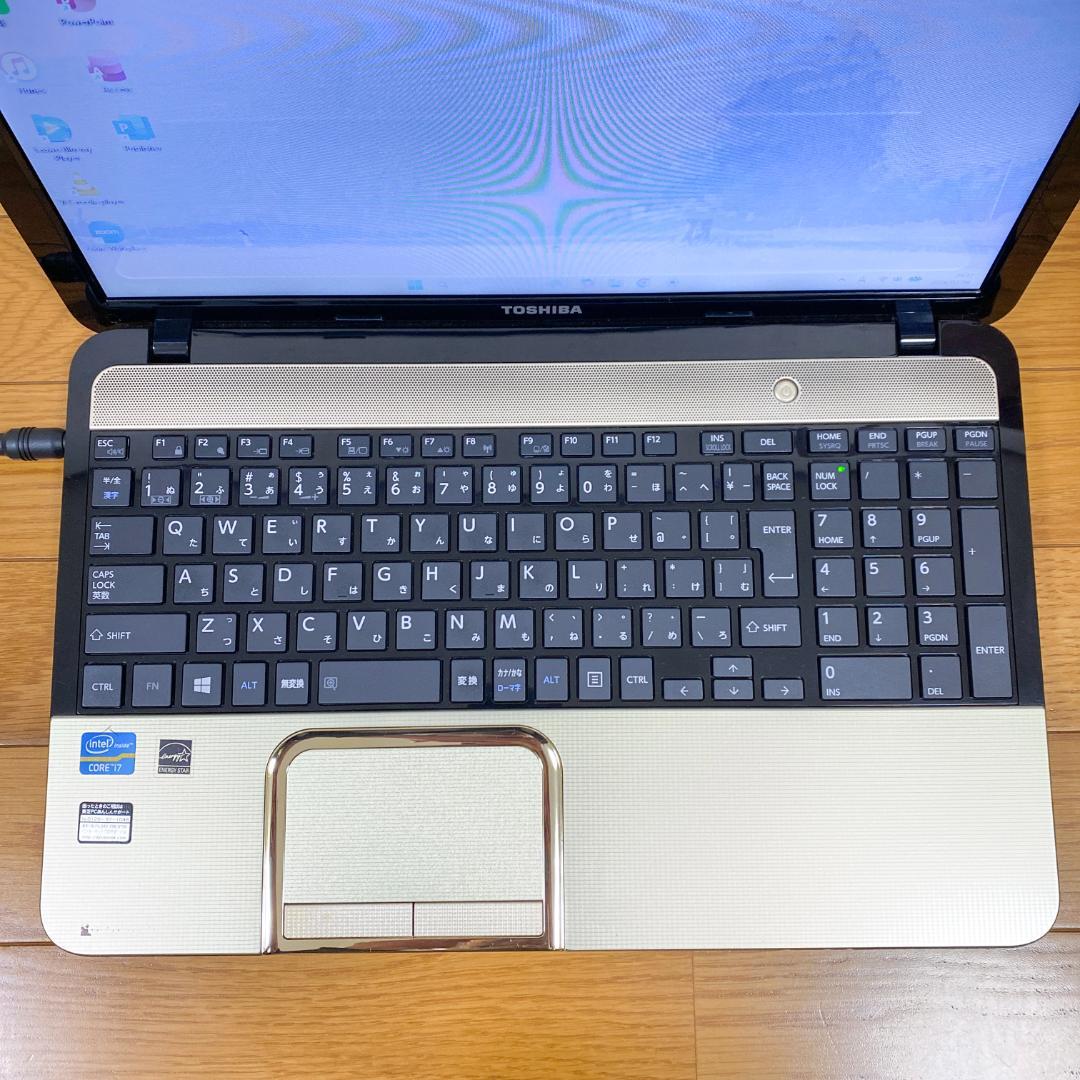 オフィス2021✨高性能4コアi7 SSD256 メモリ8 東芝ノートパソコン金