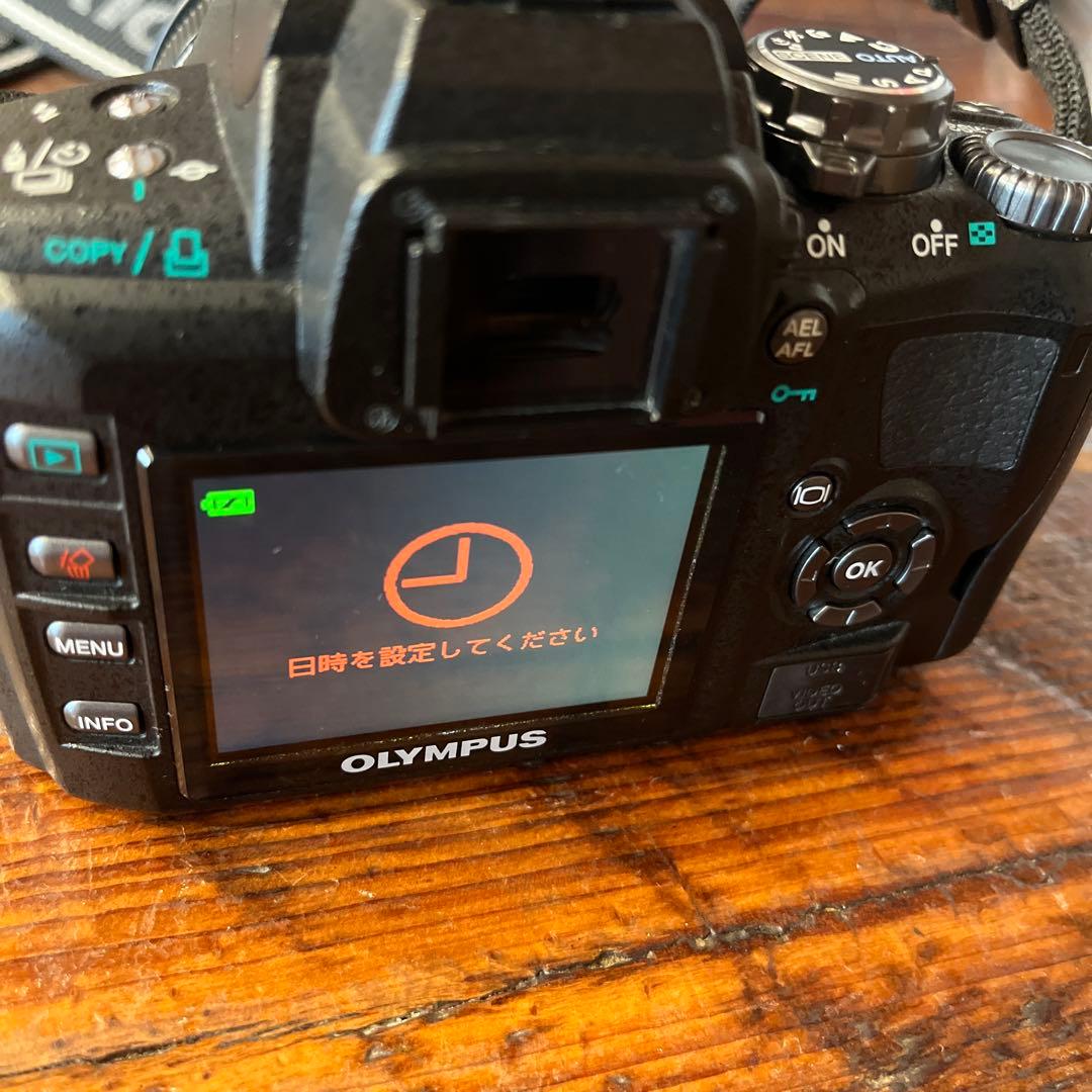 オリンパス　デジタル一眼レフカメラ　E 410