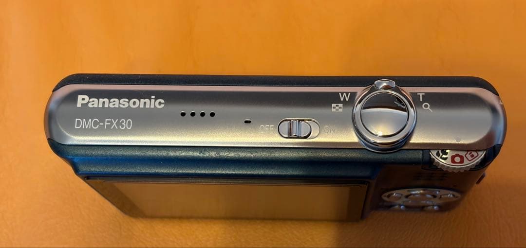 デジタルカメラ Panasonic LUMIX DMC-FX30