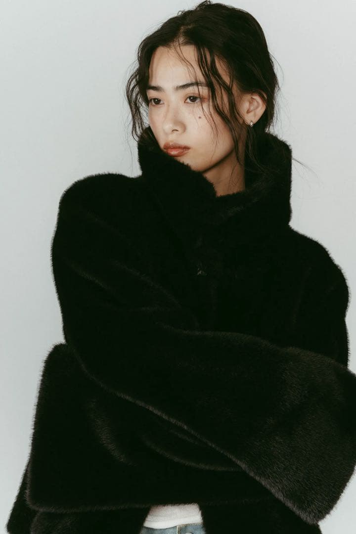 新品 Knuth Marf ポイントカラーファーコート