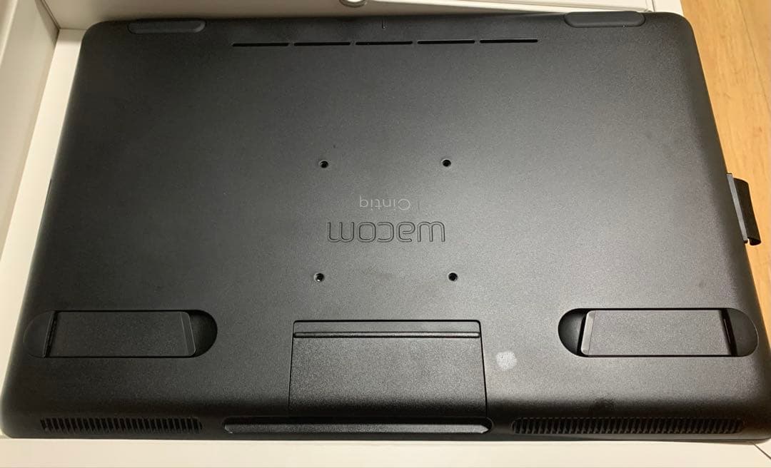 Wacom Cintiq 16 液晶ペンタブレット本体