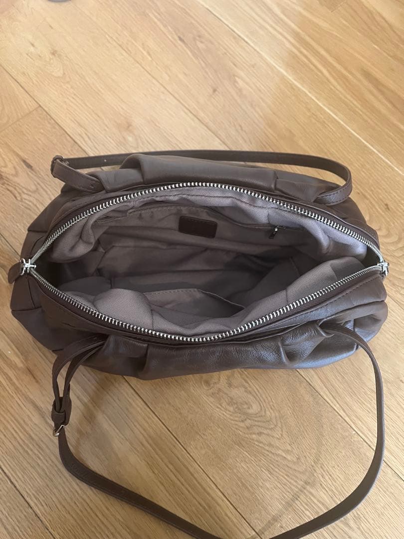 リアルレザーバッグ