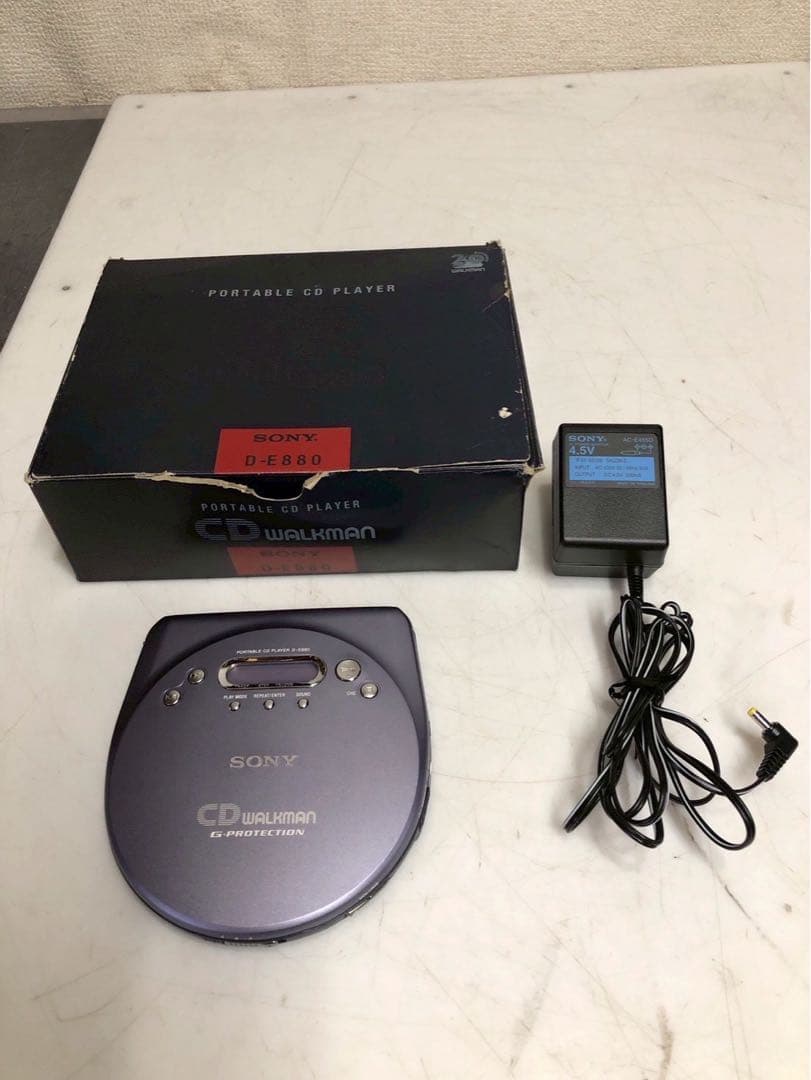 SONY ポータブルCDプレーヤー CDウォークマン D-E880
