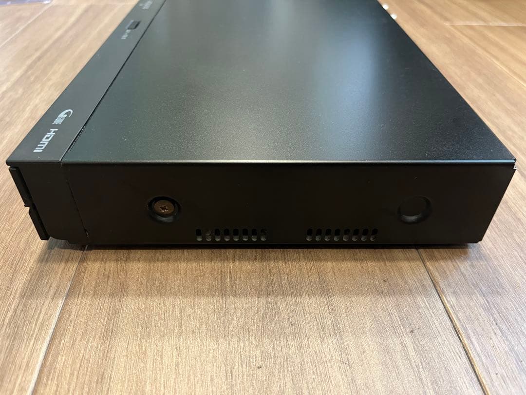 Sharp Aquos BD-NW520 ブルーレイレコーダー 2018年製