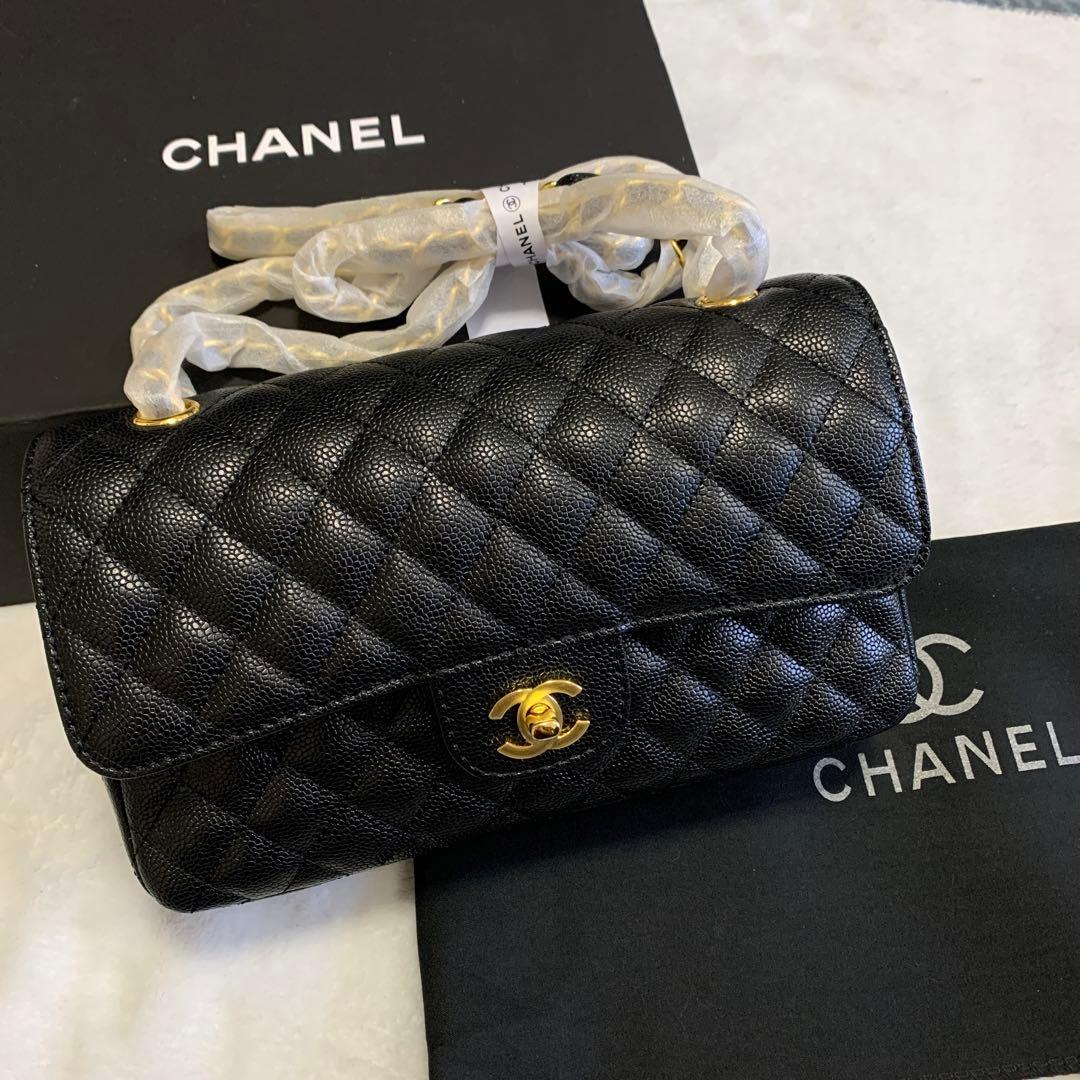 CHANEL マトラッセブラック ショルダーバッグ キルティング　ノベルティー