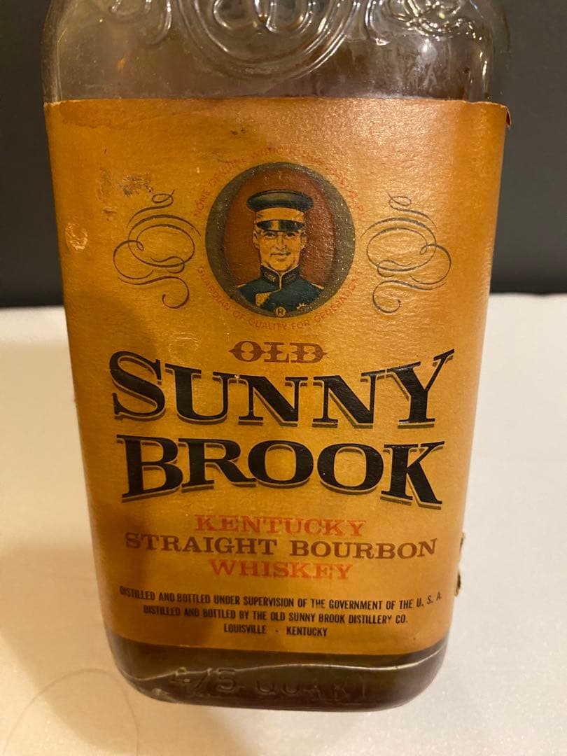 バーボン　SUNNY BROOK オールドボトル古酒バーボン ウイスキー