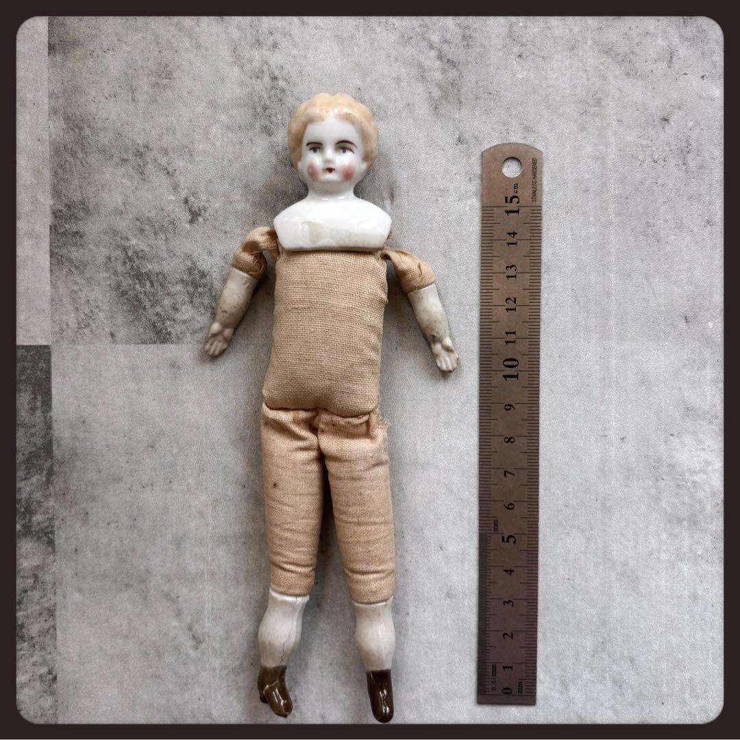 アンティーク　小さなブロンドチャイナヘッドドール