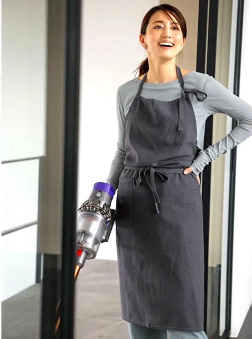 【新品未開封品】FORME チャコール　エプロン　東原亜希さん　フリーサイズ