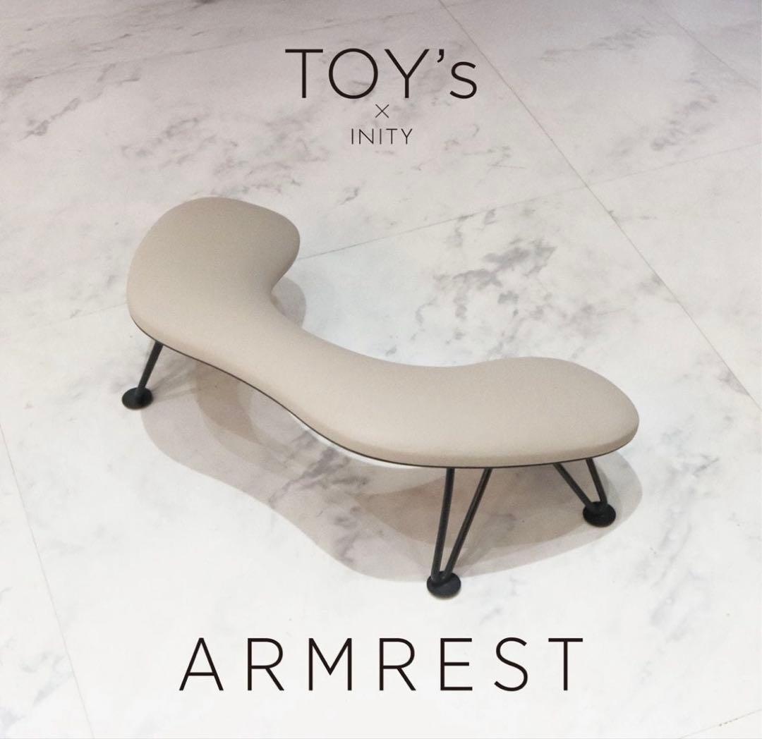 新品♡TOY’s × INITY アームレスト