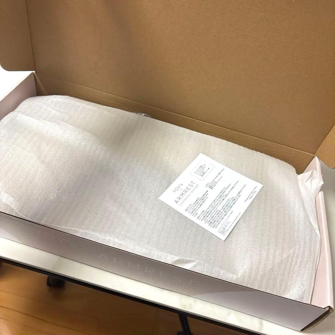 新品♡TOY’s × INITY アームレスト