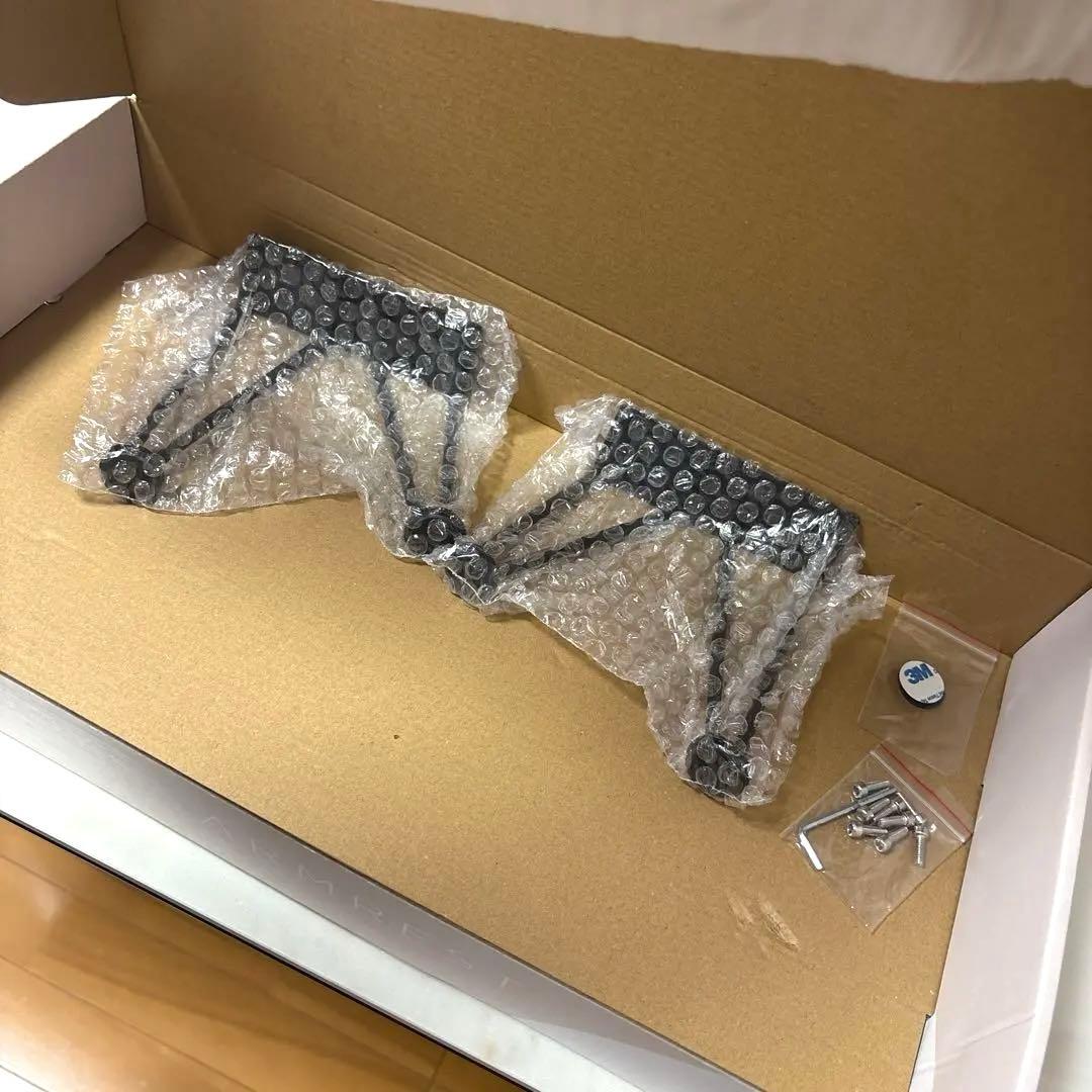 新品♡TOY’s × INITY アームレスト