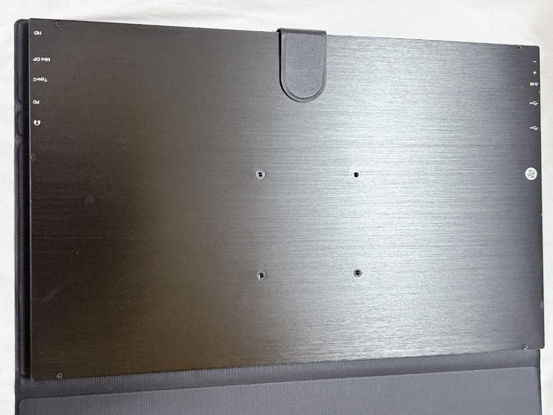 cocopar 17.3インチ 4K モバイルモニター jsj-173-4kc