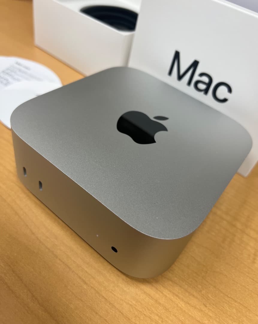 美品　Mac mini m4シルバー 箱付き 16GBメモリ　SSD256GB