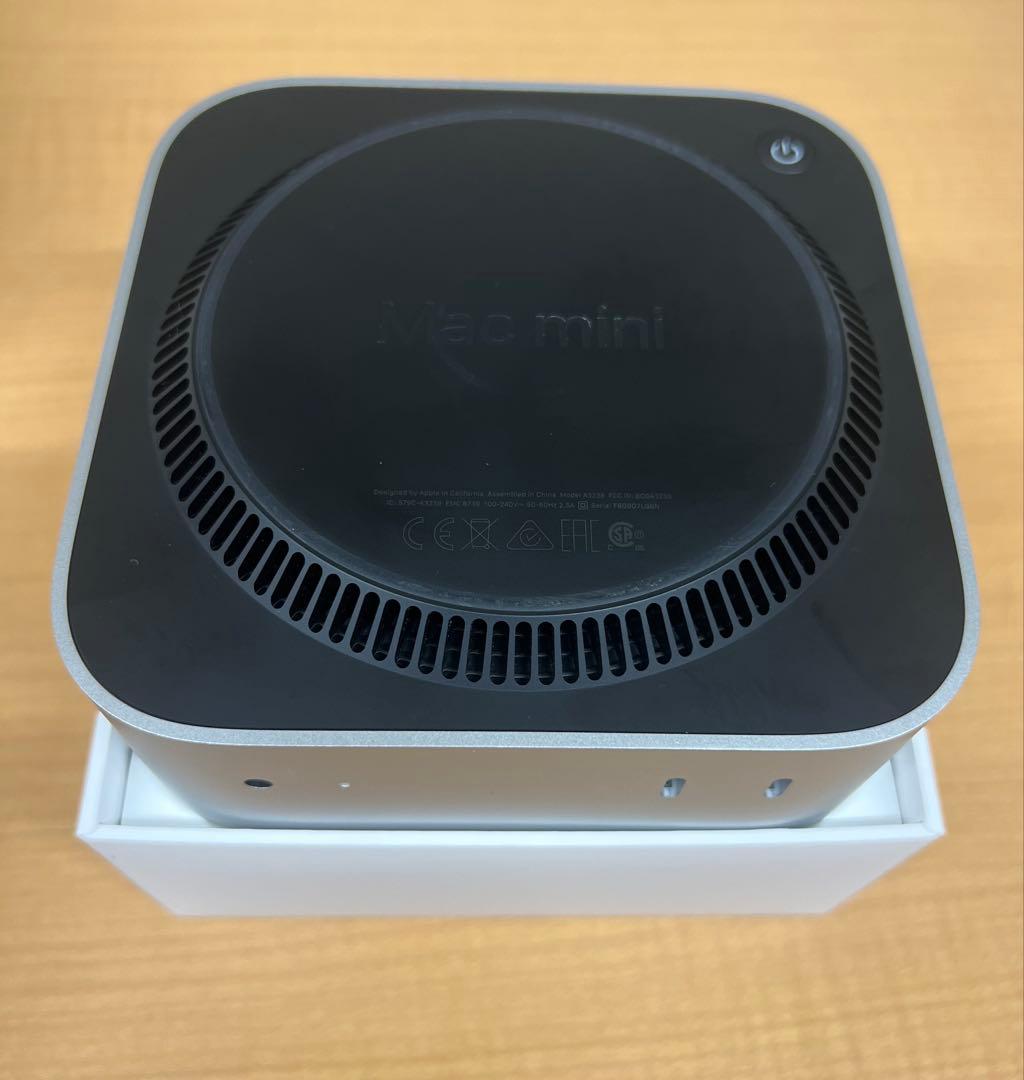 美品　Mac mini m4シルバー 箱付き 16GBメモリ　SSD256GB