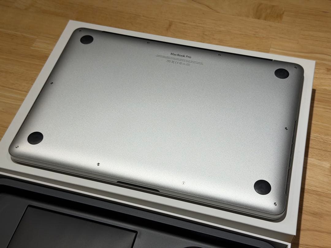 MacBook Pro Retina 2014 256G 8GBメモリ