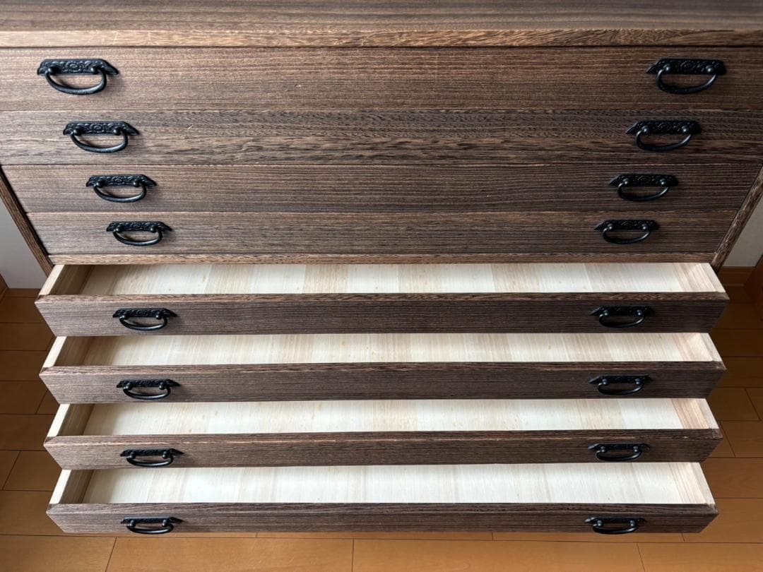 桐天然木たんす 　本焼磨き仕上げ 12段：