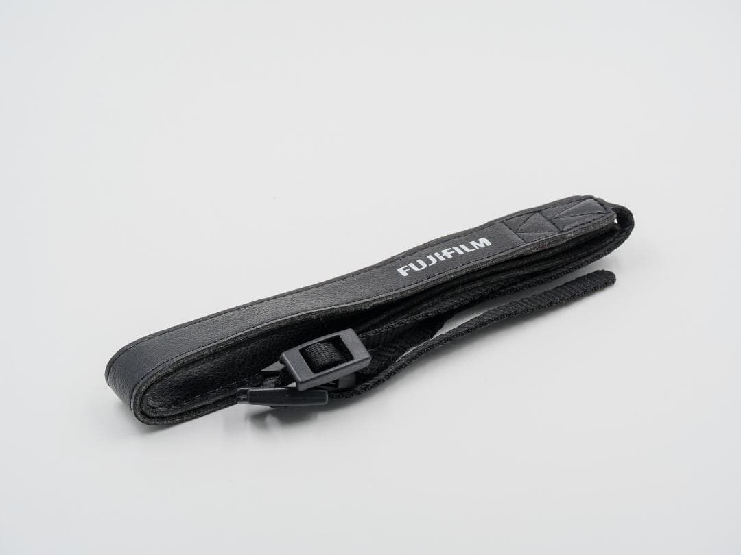 FUJIFILM X-T30 ミラーレス一眼 本体 純正拡張グリップ付