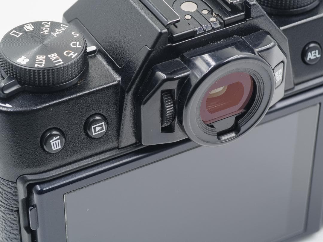 FUJIFILM X-T30 ミラーレス一眼 本体 純正拡張グリップ付