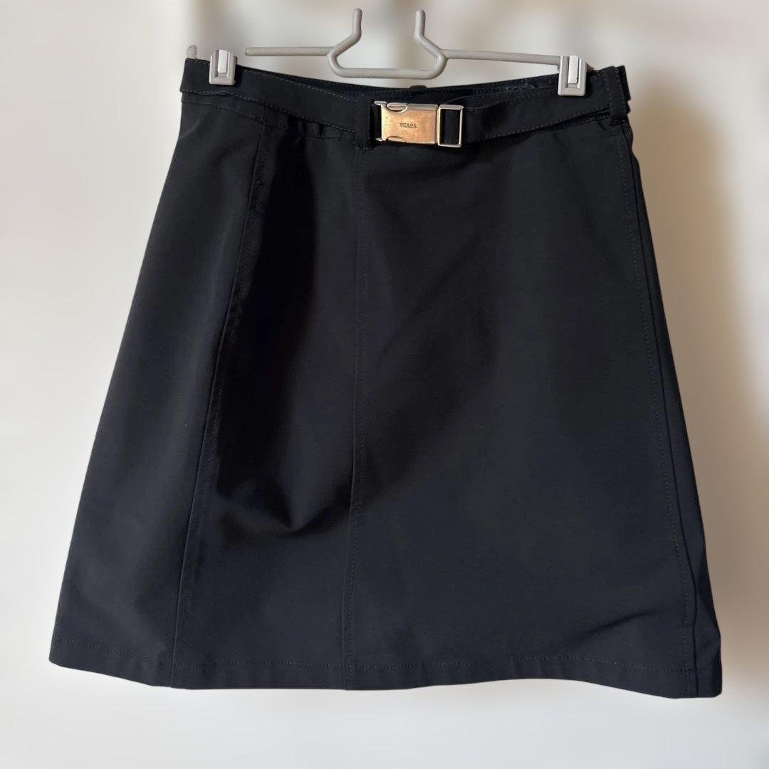 PRADA 台形スカート