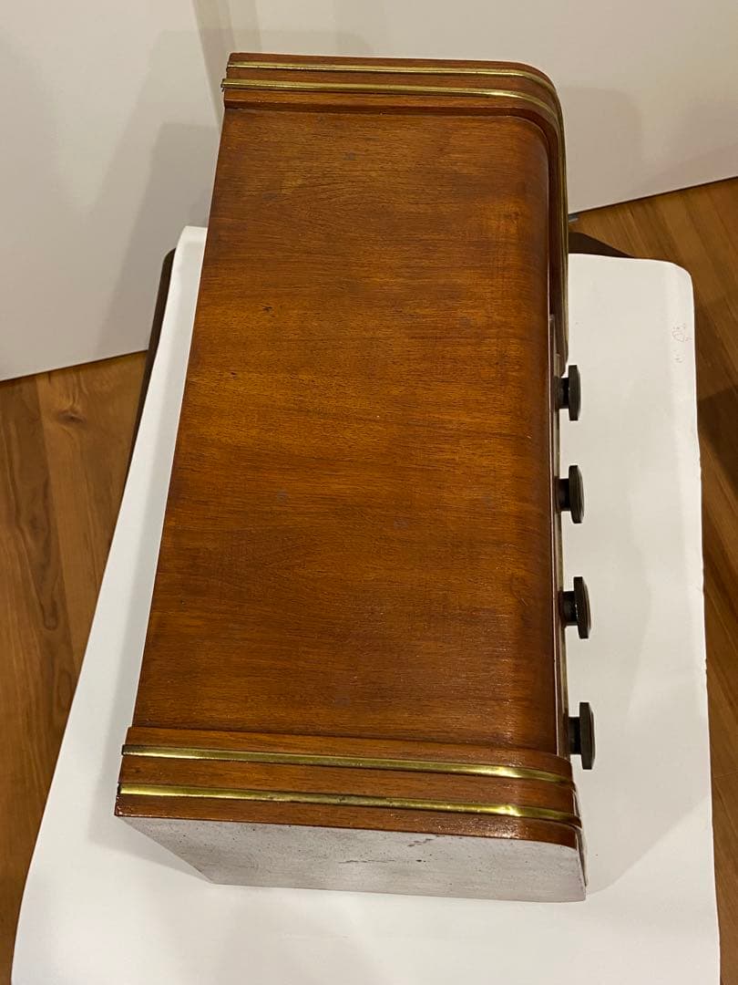 アンティーク真空管ラジオ