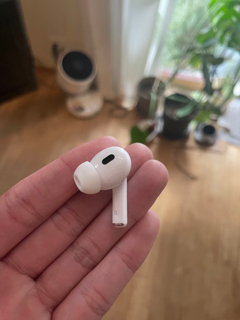 AirPods Pro 2(ライトニングケーブル)ホワイト