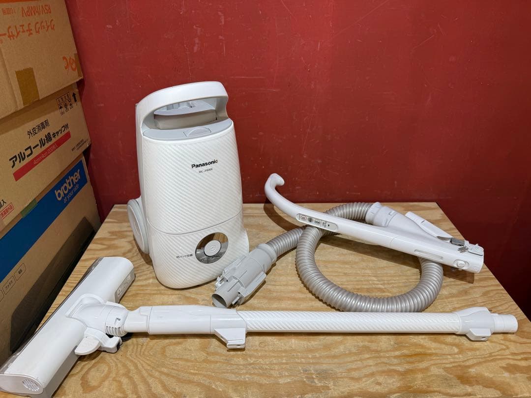 2022年製 Panasonic MC-JP840K 紙パック式掃除機