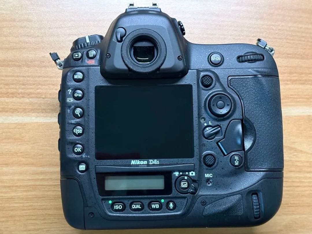Nikon D4s ボディ