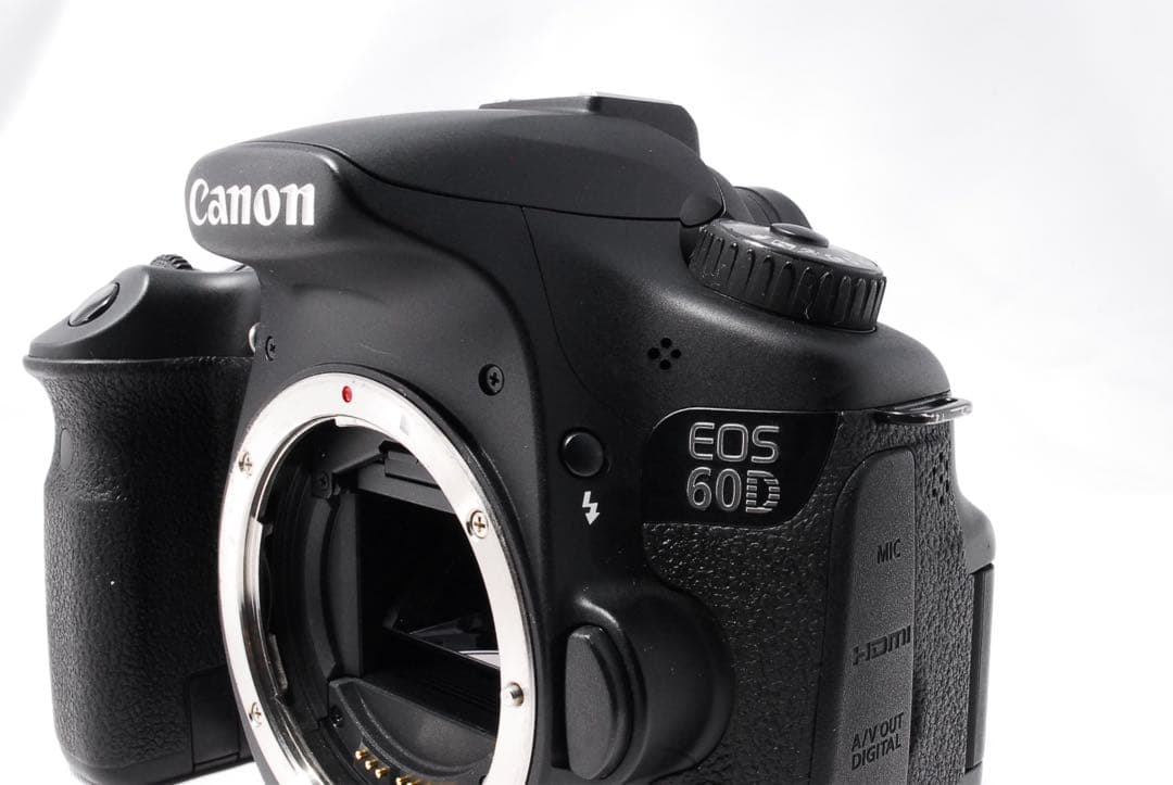 高性能機種❤️Canon EOS 60D❤️楽々自撮り一眼レフカメラ