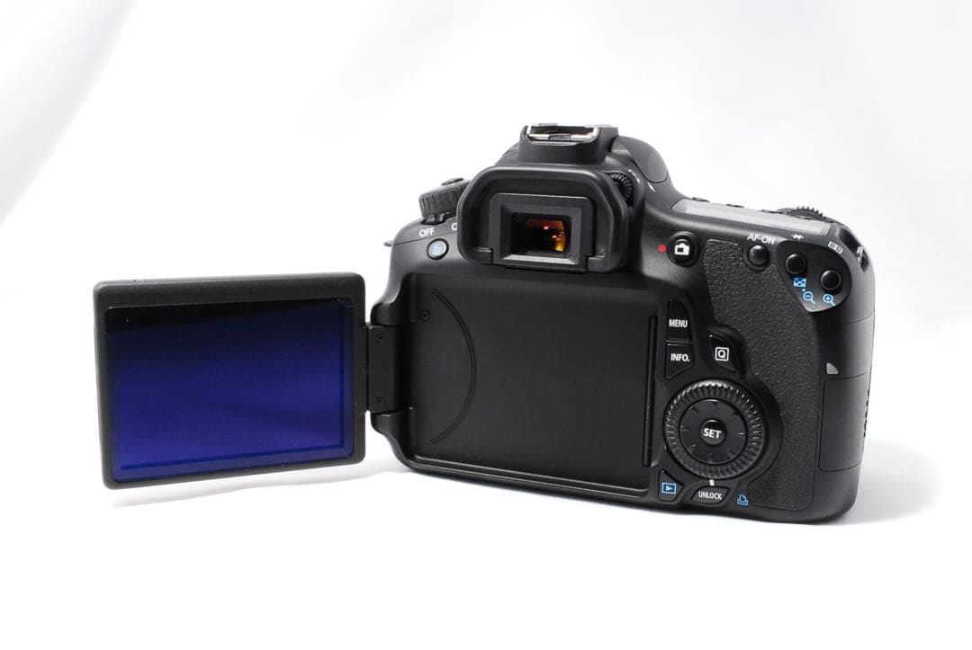 高性能機種❤️Canon EOS 60D❤️楽々自撮り一眼レフカメラ