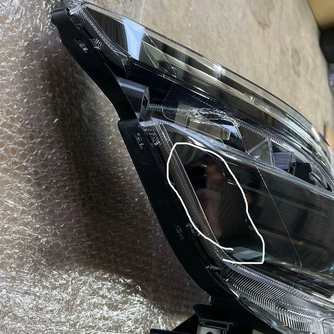 80 ヴォクシー 前期 ZWR ZRR80G 右 ヘッドライト