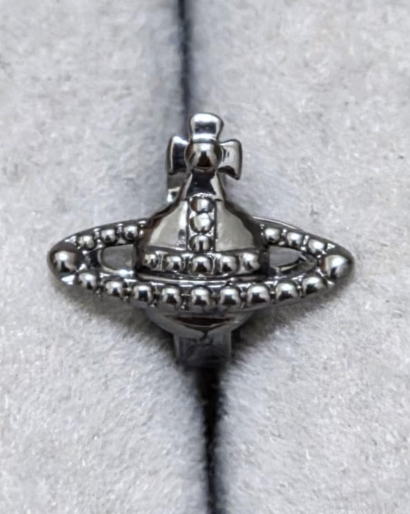 ヴィヴィアンウエストウッド　ORB　ガンメタリック　ピアス　片耳用　42077