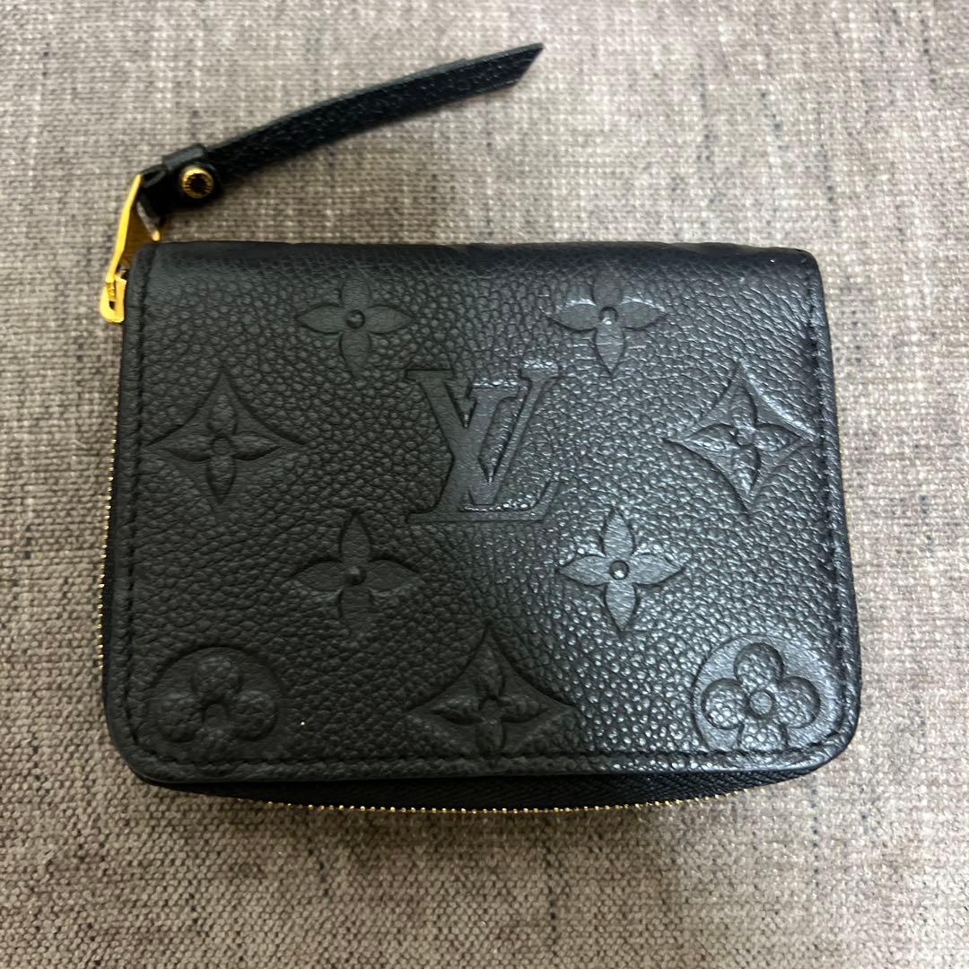 【美品】Louis Vuitton ブラック アンプラント ジッピーパース