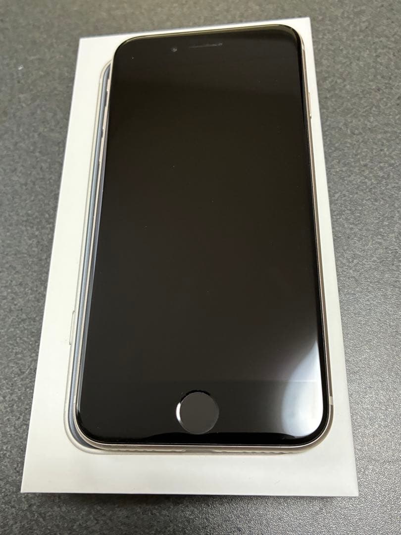 iPhoneSE 第3世代 128GB 白White　simフリー
