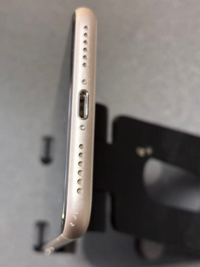 iPhoneSE 第3世代 128GB 白White　simフリー