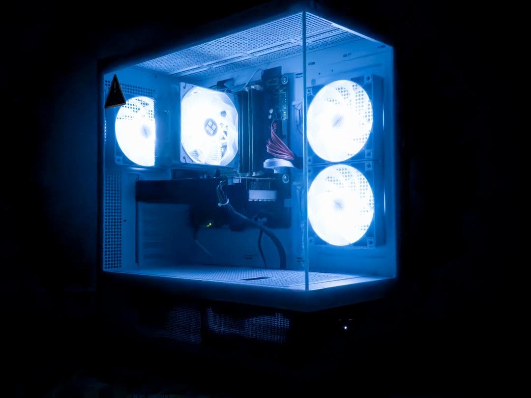 白ゲーミングPC GTX1060 / i7-4770 / SSD 512GB