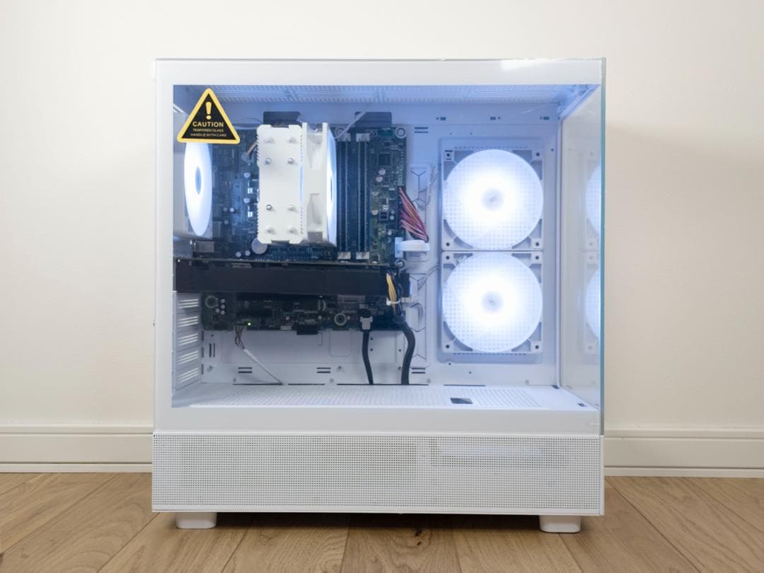 白ゲーミングPC GTX1060 / i7-4770 / SSD 512GB