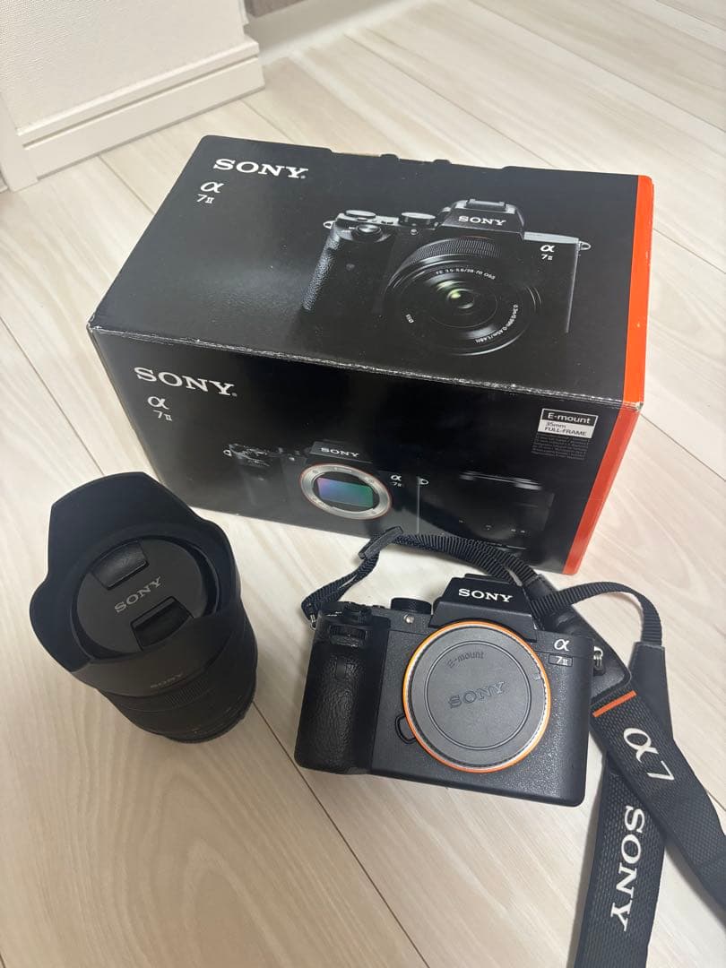 【週末限定値下げ】【元値中古15万円】SONY α7 II 標準ズームレンズ付