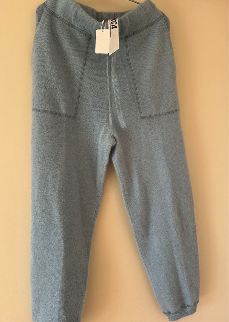 今期　現行品　定価4.2万円　ticca ヤクニットパンツ新品未使用　ブルー