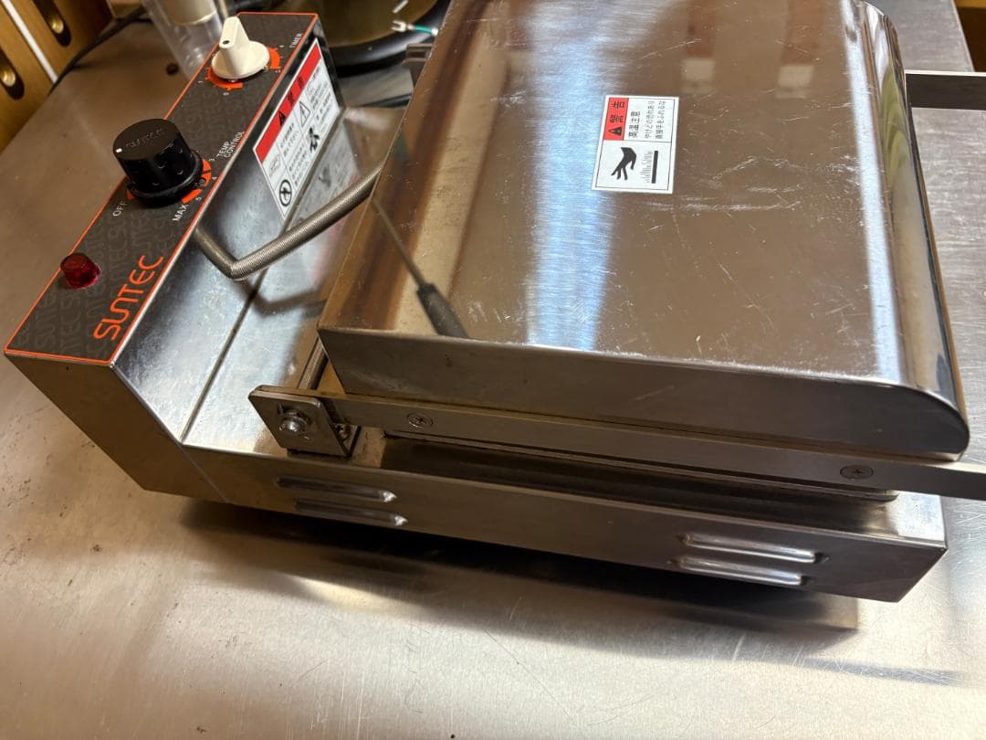 Suntec ワッフルメーカー 4枚焼き