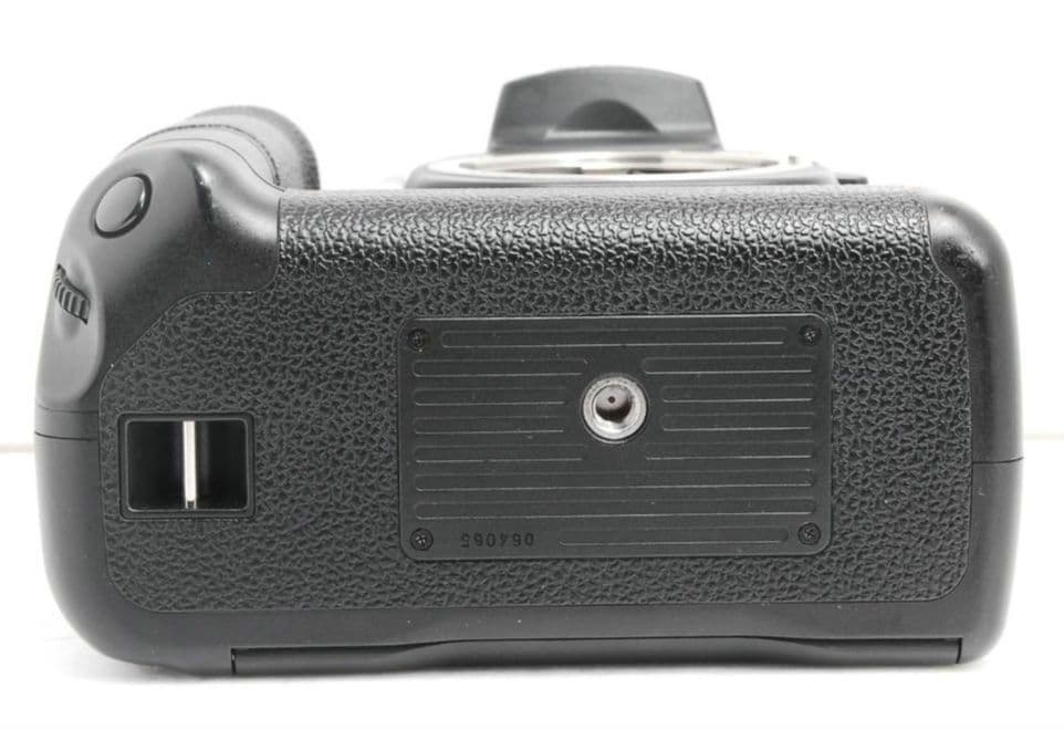 CANON　EOS 20D⚡️一眼レフ⚡️広角から中望遠⚡️キャノン⚡️初心者