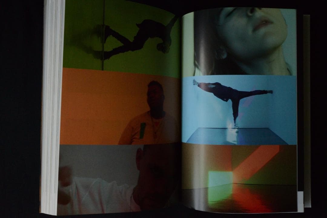 【Wolfgang Tillmans: 2017】サイン入り